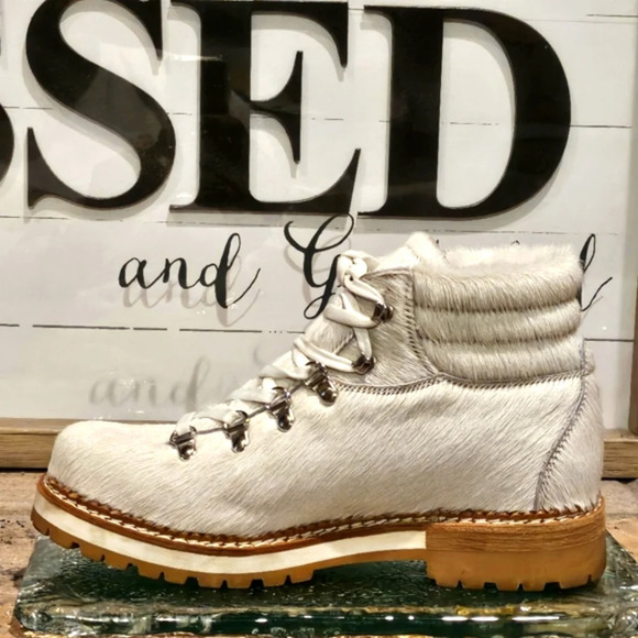 Montelliana 1965 Marlena Lace Up Boot Pony skin Wmns US 8.5 | EUR 38.5 - Picture 3 of 15